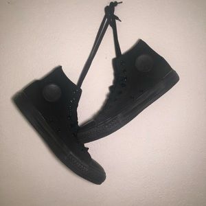 Black Converse